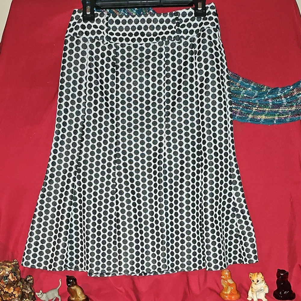 Excellent Vintage Condition Susan Bristol Black and White Polka Dot Midi Skirt